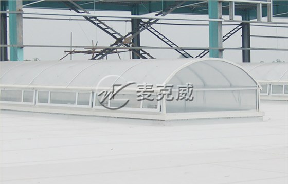 側(cè)開式電動(dòng)通風(fēng)天窗
